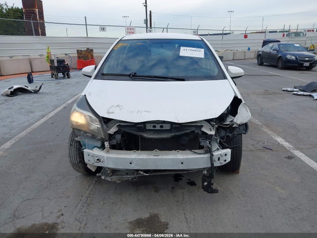 Toyota YARIS L 2015 VNKKTUD32FA030770 Image 12