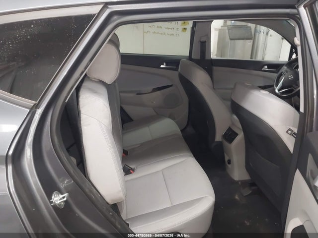 KM8J3CAL3MU323930 Hyundai Tucson Sport