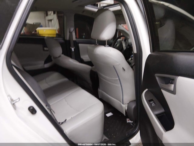 Toyota Prius Three 2015 JTDKN3DUXF1953472 Image 8