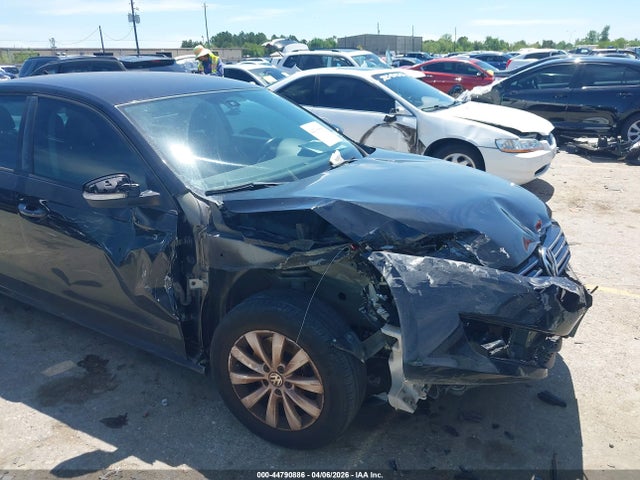 44790886 :رقم المزاد ، 1VWAH7A38EC004900 vin ، 2014 Volkswagen Passat 2.5l Wolfsburg Edition مزاد بيع