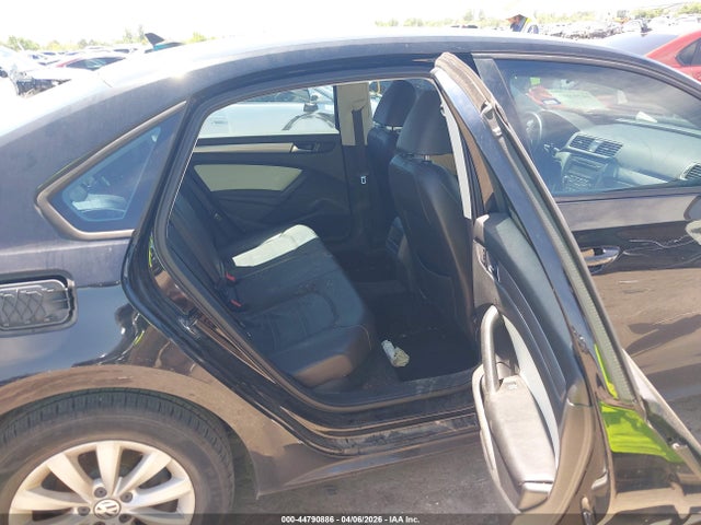 44790886 :رقم المزاد ، 1VWAH7A38EC004900 vin ، 2014 Volkswagen Passat 2.5l Wolfsburg Edition مزاد بيع