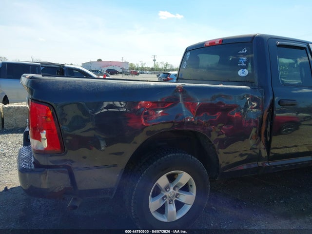 Продажа на аукционе авто 2017 Ram 1500 Express  4x4 6'4 Box, vin: 1C6RR7FG8HS611816, номер лота: 44790900