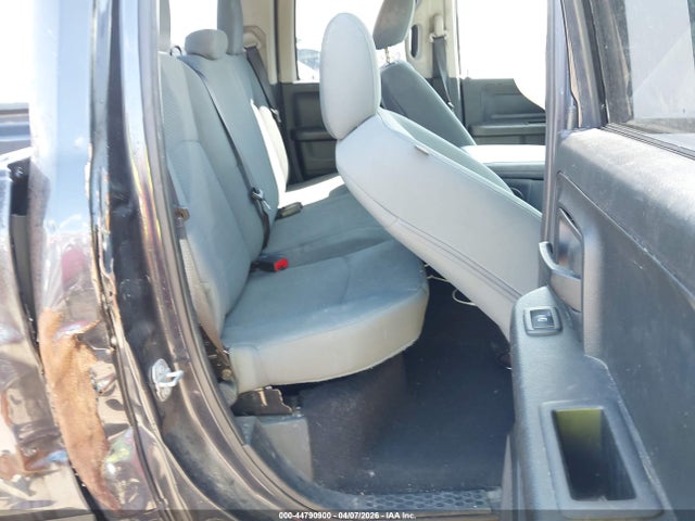 Продажа на аукционе авто 2017 Ram 1500 Express  4x4 6'4 Box, vin: 1C6RR7FG8HS611816, номер лота: 44790900