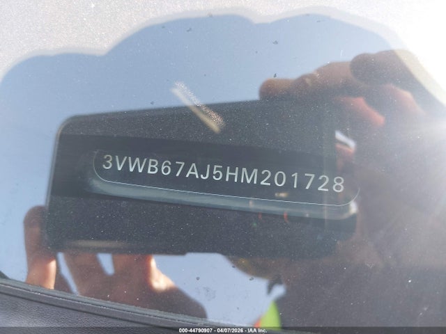 Продаж на аукціоні авто 2017 Volkswagen Jetta 1.4t Se, vin: 3VWB67AJ5HM201728, номер лоту: 44790907