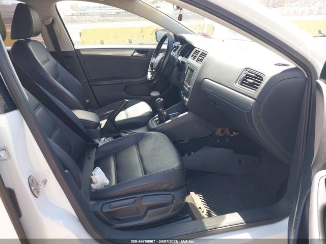 Продаж на аукціоні авто 2017 Volkswagen Jetta 1.4t Se, vin: 3VWB67AJ5HM201728, номер лоту: 44790907
