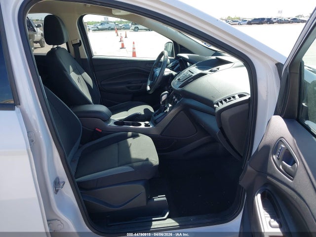 44790915 :رقم المزاد ، 1FMCU0F73GUC81909 vin ، 2016 Ford Escape S مزاد بيع
