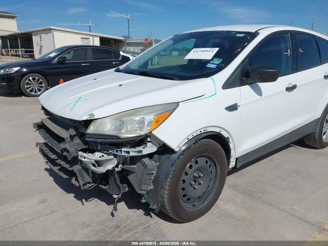 44790915 :رقم المزاد ، 1FMCU0F73GUC81909 vin ، 2016 Ford Escape S مزاد بيع
