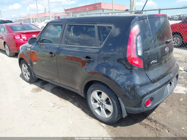 2017 Kia Soul მანქანა იყიდება აუქციონზე, vin: KNDJN2A20H7471568, აუქციონის ნომერი: 44790954