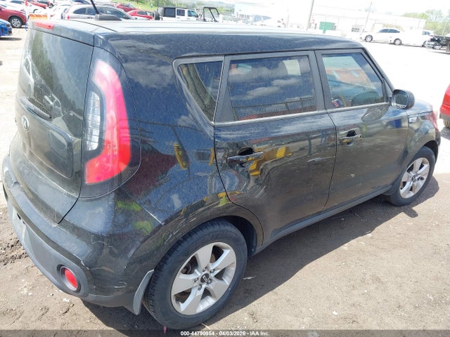 2017 Kia Soul მანქანა იყიდება აუქციონზე, vin: KNDJN2A20H7471568, აუქციონის ნომერი: 44790954