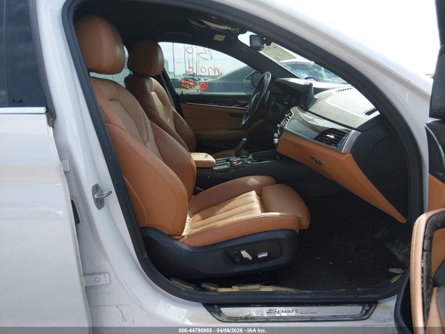 2018 Bmw 540i მანქანა იყიდება აუქციონზე, vin: WBAJE5C53JG917577, აუქციონის ნომერი: 44790955