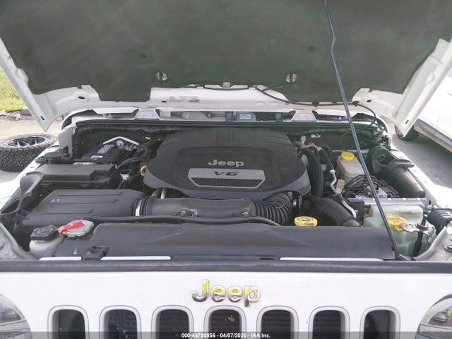 Aukcja sprzedaży 2016 Jeep Wrangler Unlimited Sahara, vin: 1C4BJWEG6GL124491, numer aukcji: 44790956
