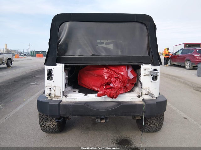 Aukcja sprzedaży 2016 Jeep Wrangler Unlimited Sahara, vin: 1C4BJWEG6GL124491, numer aukcji: 44790956