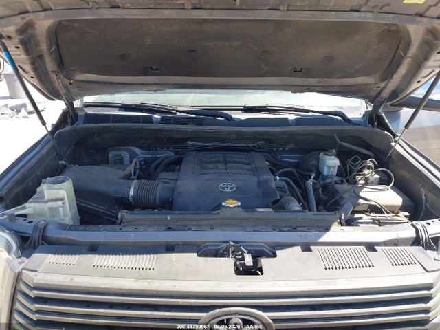 Продаж на аукціоні авто 2014 Toyota Tundra Platinum 5.7l V8, vin: 5TFAY5F14EX366715, номер лоту: 44790967