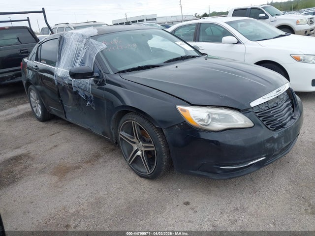 Aukcja sprzedaży 2014 Chrysler 200 Touring, vin: 1C3CCBBG7EN119639, numer aukcji: 44790971