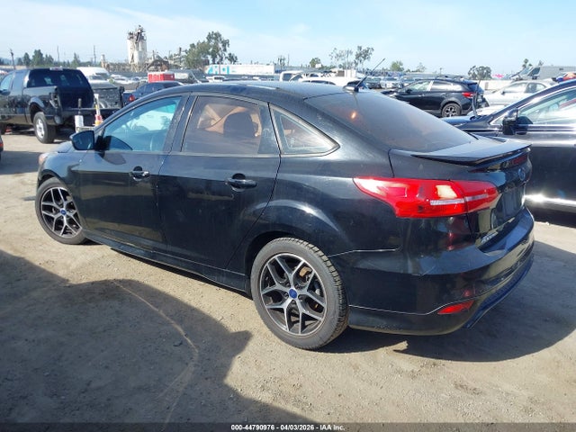 2016 FORD FOCUS 1FADP3F29GL216130 Photo 2