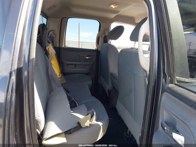 44790982 :رقم المزاد ، 1C6RR6GT2HS582433 vin ، 2017 Ram 1500 Slt  4x2 6'4 Box مزاد بيع
