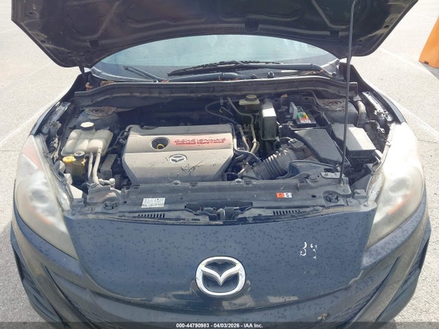 44790983 :رقم المزاد ، JM1BL1UG6B1360870 vin ، 2011 Mazda Mazda3 I Sport مزاد بيع