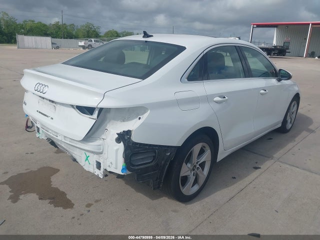 44790999 :رقم المزاد ، WAUAUDGY3NA039059 vin ، 2022 Audi A3 Premium 40 Tfsi Front-wheel Drive S Tronic مزاد بيع