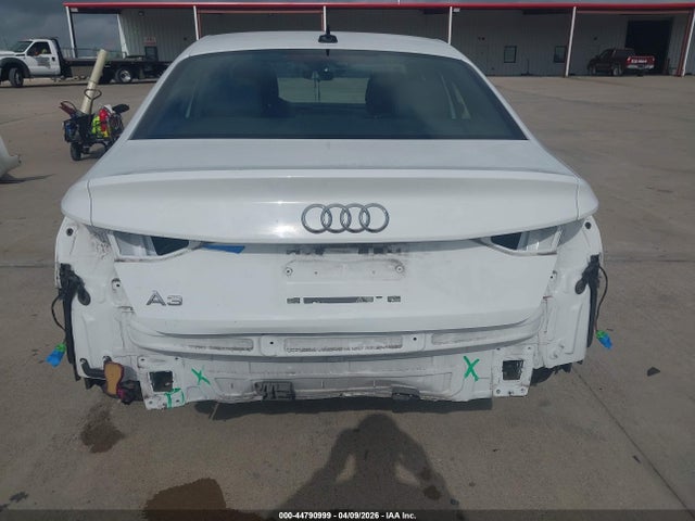 44790999 :رقم المزاد ، WAUAUDGY3NA039059 vin ، 2022 Audi A3 Premium 40 Tfsi Front-wheel Drive S Tronic مزاد بيع