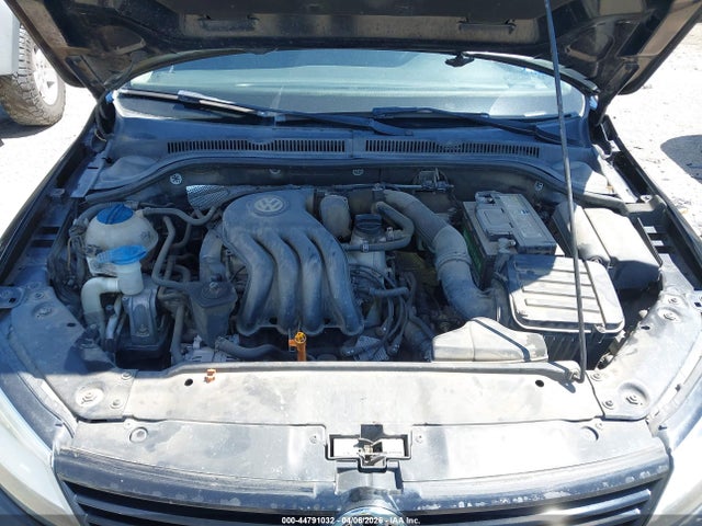 Продаж на аукціоні авто 2013 Volkswagen Jetta 2.0l S, vin: 3VW2K7AJ0DM212738, номер лоту: 44791032