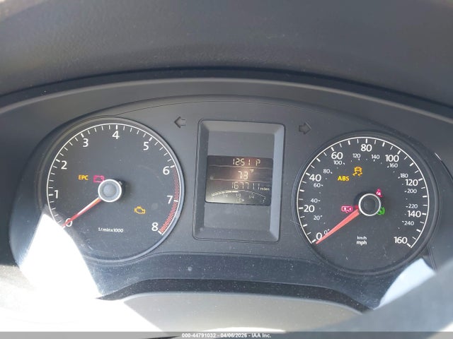 Продаж на аукціоні авто 2013 Volkswagen Jetta 2.0l S, vin: 3VW2K7AJ0DM212738, номер лоту: 44791032