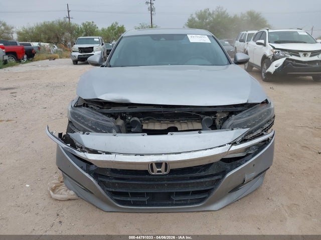 1HGCV3F92KA018679 Honda Accord Hybrid Touring