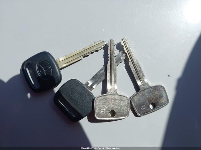 Продажа на аукционе авто 1998 Toyota Corolla Le, vin: 1NXBR12E7WZ102664, номер лота: 44791036