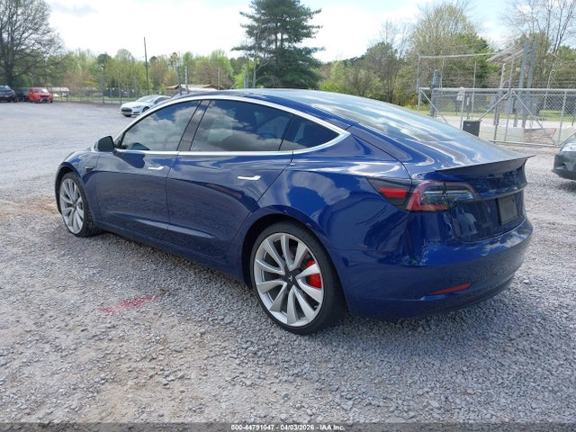 44791047 :رقم المزاد ، 5YJ3E1EB8KF393104 vin ، 2019 Tesla Model 3 Long Range/performance مزاد بيع