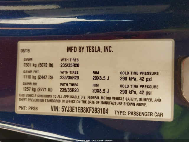 44791047 :رقم المزاد ، 5YJ3E1EB8KF393104 vin ، 2019 Tesla Model 3 Long Range/performance مزاد بيع