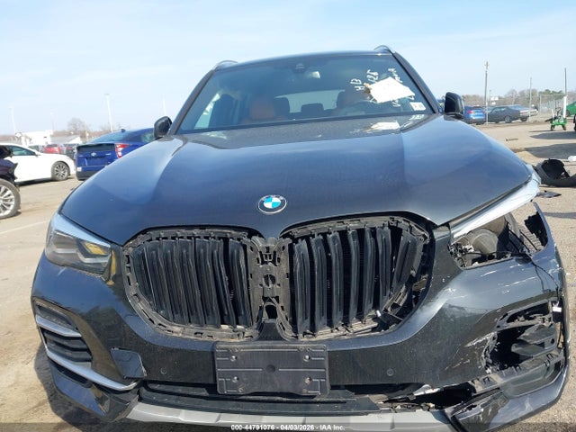 44791076 :رقم المزاد ، 5UXCR6C04N9K19613 vin ، 2022 Bmw X5 Xdrive40i مزاد بيع