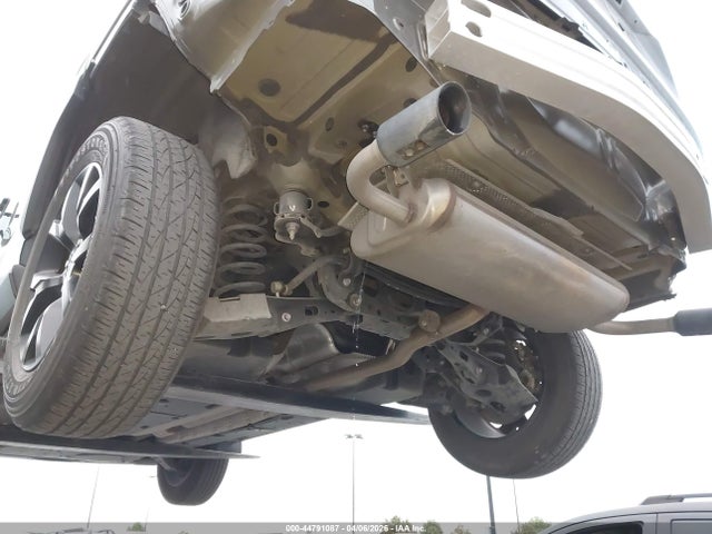 2T3H1RFV1NW204137 Toyota RAV4 LE
