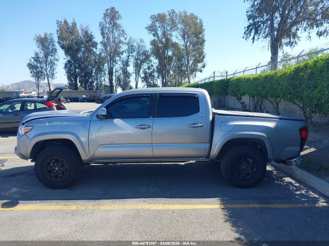 3TMAZ5CN7LM140398 Toyota Tacoma Sr5 V6