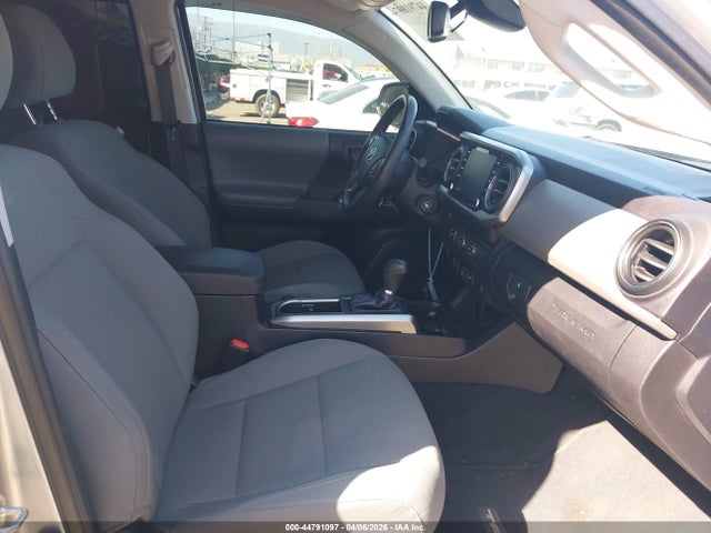 3TMAZ5CN7LM140398 Toyota Tacoma Sr5 V6