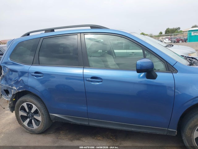 Продаж на аукціоні авто 2017 Subaru Forester 2.5i Premium, vin: JF2SJAGC0HH586175, номер лоту: 44791098