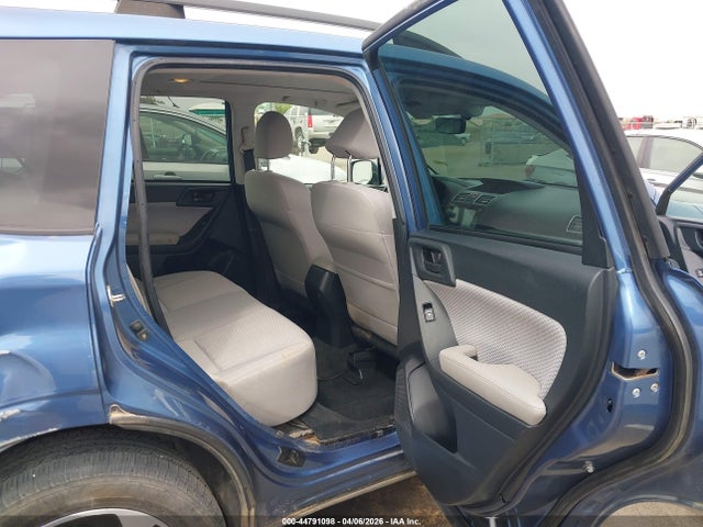 Продаж на аукціоні авто 2017 Subaru Forester 2.5i Premium, vin: JF2SJAGC0HH586175, номер лоту: 44791098