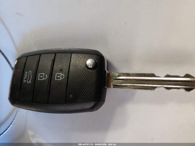KNAFK5A89H5681499 KIA FORTE LX