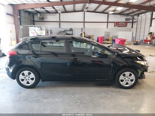 KNAFK5A89H5681499 KIA FORTE LX