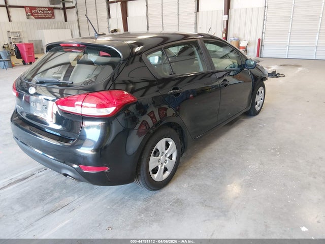 KNAFK5A89H5681499 KIA FORTE LX