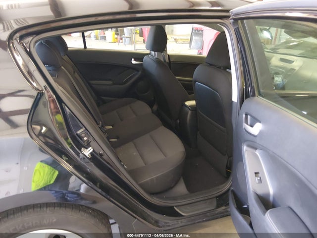 KNAFK5A89H5681499 KIA FORTE LX