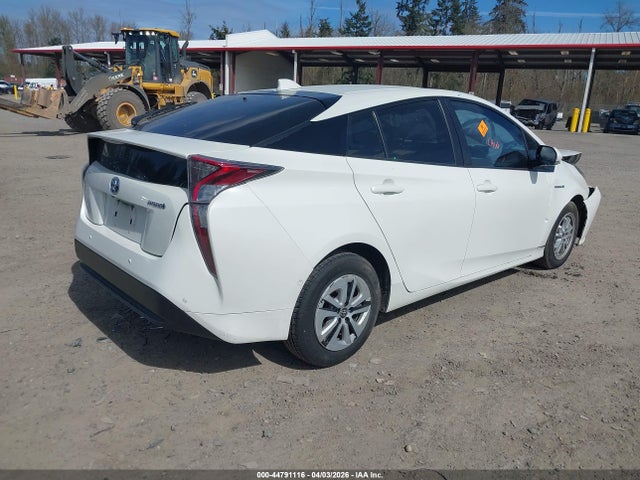 JTDKARFU7G3027788 Toyota Prius Four