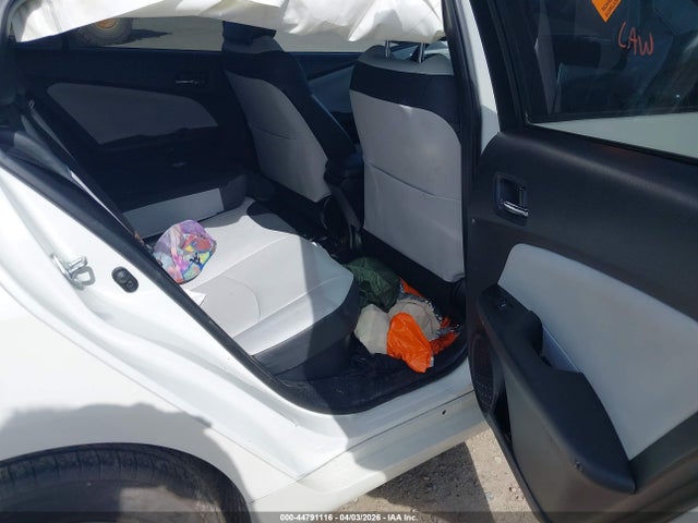 JTDKARFU7G3027788 Toyota Prius Four