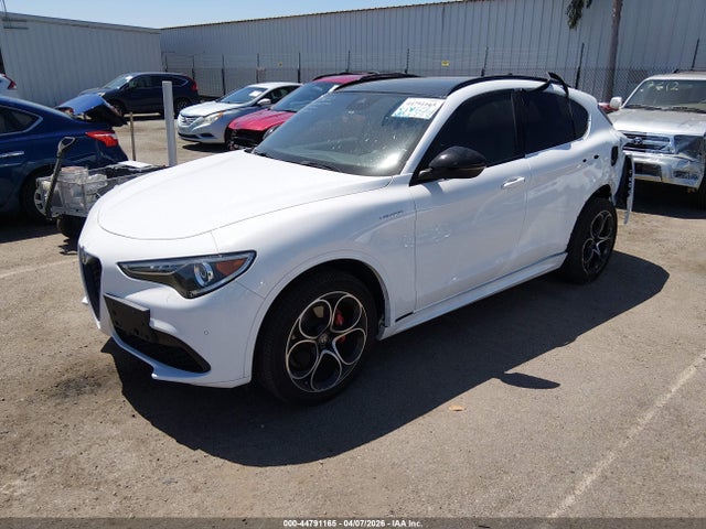 ZASPAKBN6P7D51097 Alfa Romeo Stelvio Veloce Awd