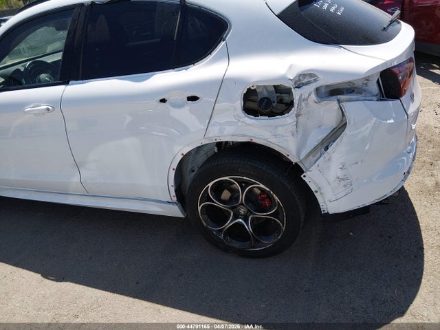 ZASPAKBN6P7D51097 Alfa Romeo Stelvio Veloce Awd