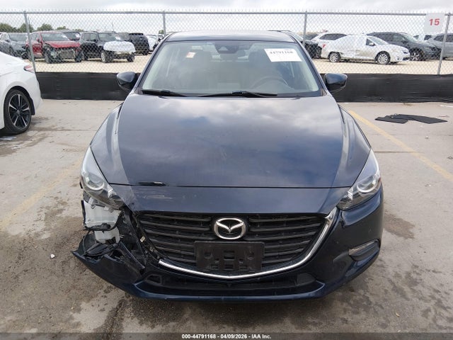 Mazda Mazda3 Touring 2018 3MZBN1V32JM246692 Image 12