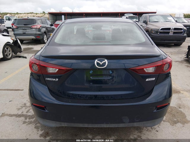 Mazda Mazda3 Touring 2018 3MZBN1V32JM246692 Image 16