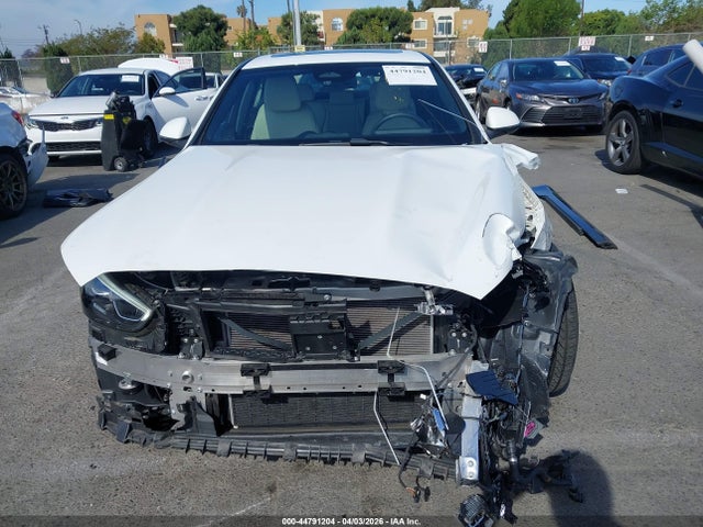 W1KAF4GB3SR269938 Mercedes-Benz C 300