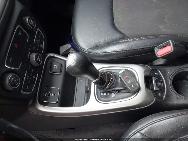 44791217 :رقم المزاد ، 3C4NJCBB1KT855654 vin ، 2019 Jeep Compass Latitude Fwd مزاد بيع