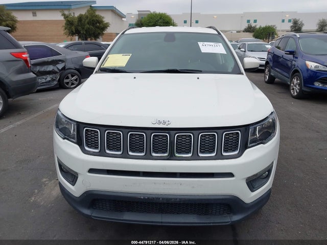 44791217 :رقم المزاد ، 3C4NJCBB1KT855654 vin ، 2019 Jeep Compass Latitude Fwd مزاد بيع