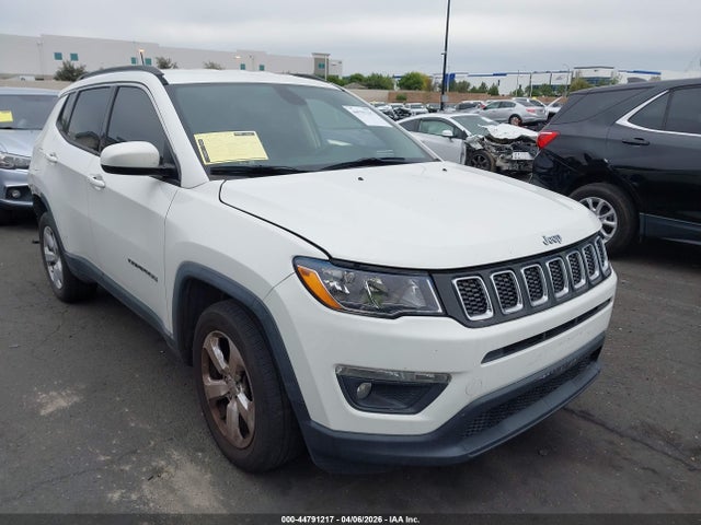 44791217 :رقم المزاد ، 3C4NJCBB1KT855654 vin ، 2019 Jeep Compass Latitude Fwd مزاد بيع