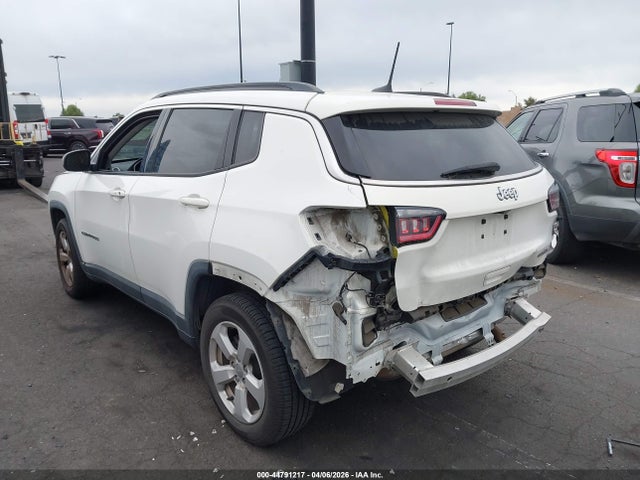 44791217 :رقم المزاد ، 3C4NJCBB1KT855654 vin ، 2019 Jeep Compass Latitude Fwd مزاد بيع